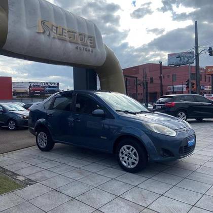 FORD FIESTA 1.6 ROCAM 8V FLEX 4P MANUAL FORD FIESTA 1.6 ROCAM 8V FLEX 4P MANUAL